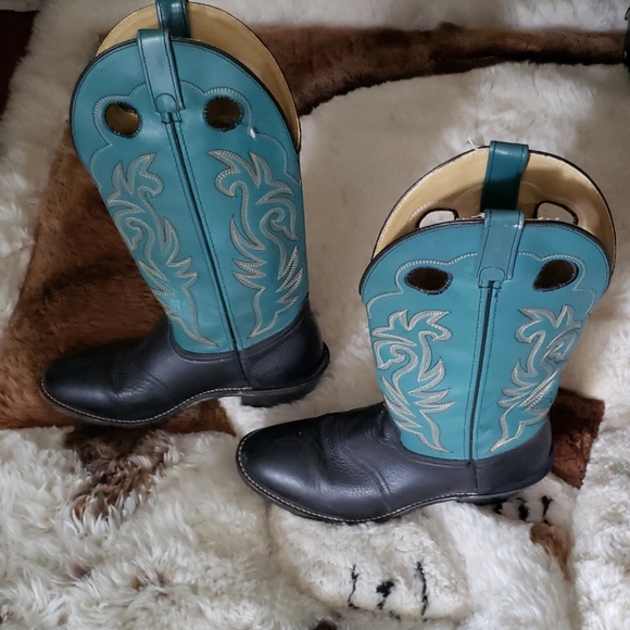 Quality Made Leather Double H Boots - Picture 2 of 8